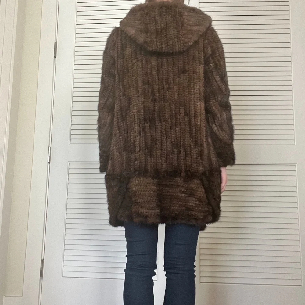 Mink Coat - Picture 10 of 12